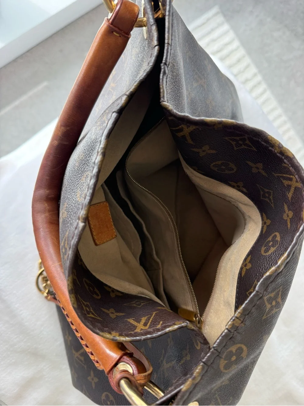 Louis Vuitton Monogram Canvas Shoulder Hobo with Gold Hardware - Picture 6 of 6